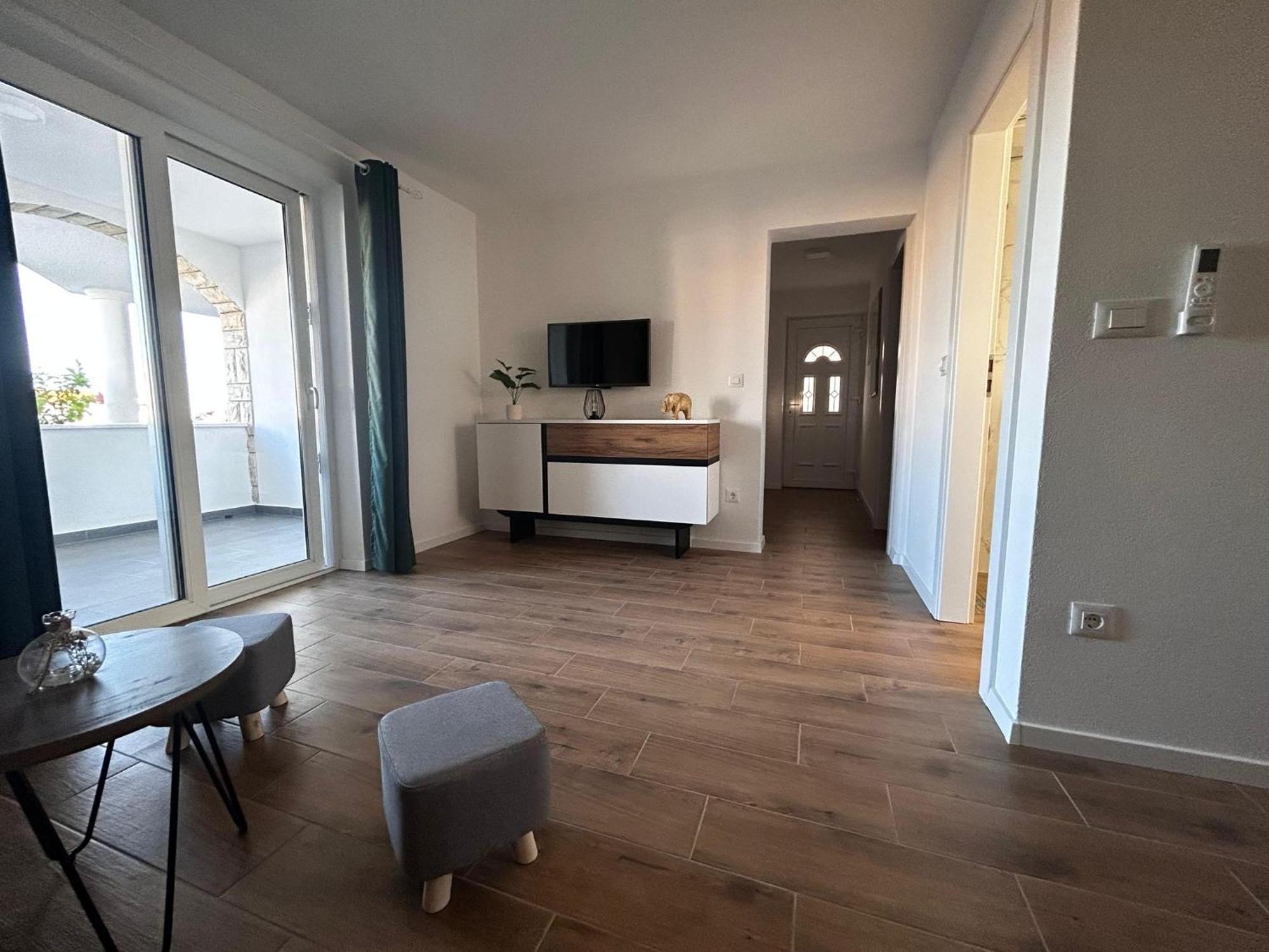 Apartments Kafadar, Okrug Gornji تروغير الغرفة الصورة